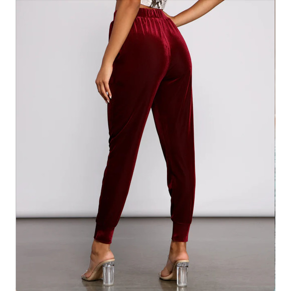 Windsor M Maroon High Waist Luxe Velvet Straight Leg Pants - Picture 3 of 8